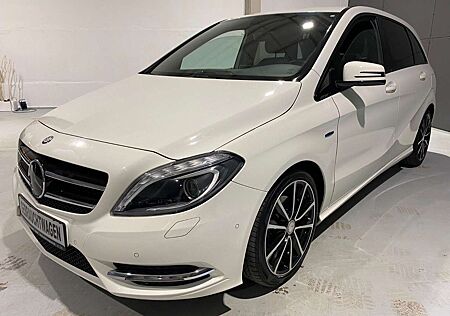 Mercedes-Benz B 200 *Bi-Xenon*Leder*Navi*SHZ*