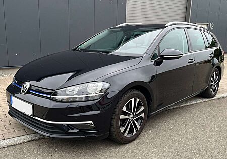 VW Golf Variant Volkswagen Golf VII Variant 1.5 TSI ACT OPF BlueMotion United