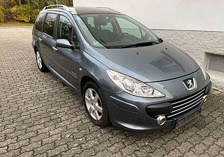 Peugeot 307 Break/SW Oxygo Klima Panoramadach