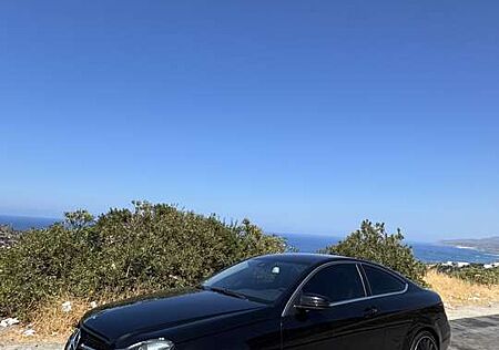 Mercedes-Benz C 180 Coupe BlueEFFICIENCY