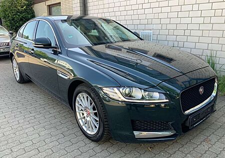Jaguar XF Prestige Jaguar S-Heft//BritishRacingGreen