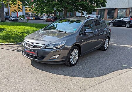 Opel Astra J Sports Tourer/LHZ/SHZ/Xenon/Automatik