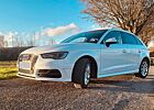 Audi A3 e-tron ambition Sportausstattung