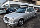 Mercedes-Benz E 320 E320 Avantgarde*AUTOMATIK*LEDER*SITZHZ*TEMPO*AUX