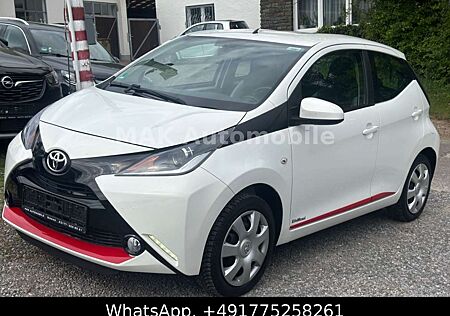 Toyota Others Aygo AYGO x-play touch Klima,Navi,Kamera