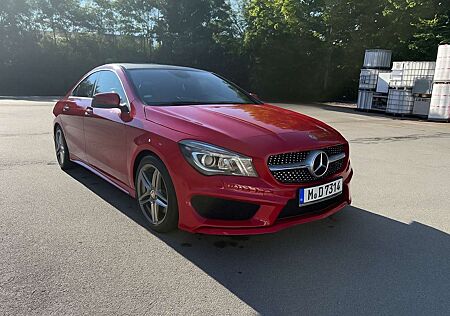 Mercedes-Benz CLA 220 CDI 7G-DCT AMG Line