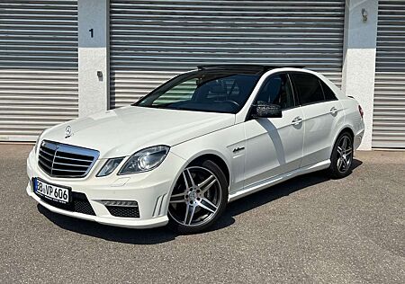 Mercedes-Benz E 63 AMG Sport/Pano/Kamera/Harman-Kar/Leder/Xen