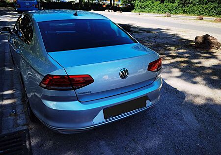 VW Passat Volkswagen 1.4 TSI ACT (BlueMotion Technology)Comfortl