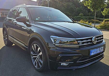 VW Tiguan Volkswagen 2.0 TSI DSG/4M/R-Line/140kW/Pano/Navi/ACC/CarPlay