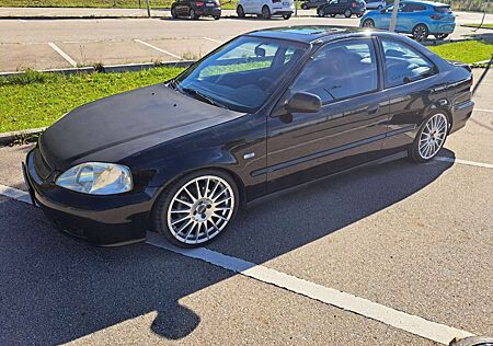 Honda Civic Coupe 1.6i LS