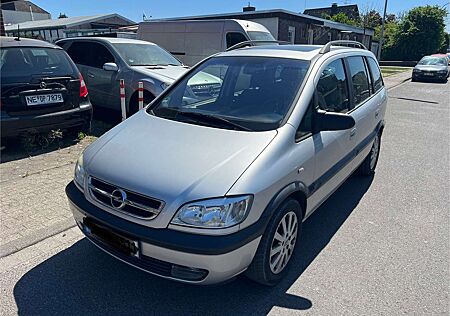 Opel Zafira 1.8 Njoy,Klimatronic,7sitzer,Alufelgen,PDC,AHK