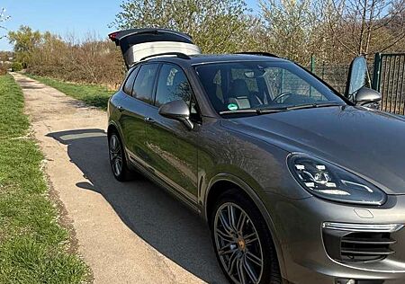 Porsche Cayenne Diesel Tiptronic S