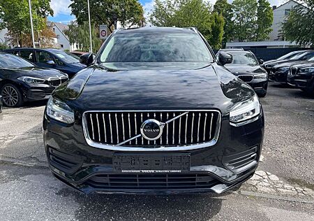Volvo XC 90 XC90 Momentum Pro AWD