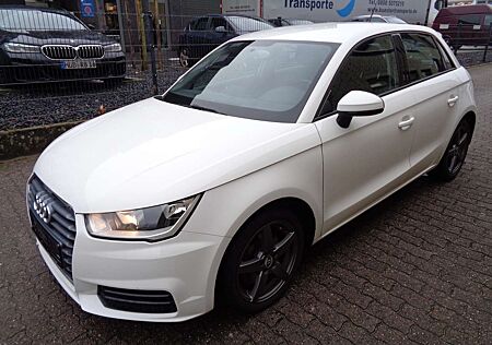 Audi A1 Sportback 1.6 TDI *1.Hand*