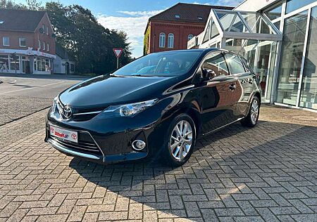 Toyota Auris Executive