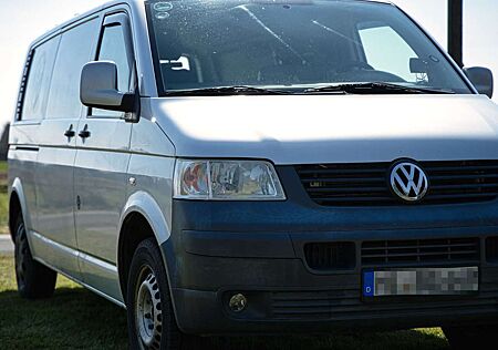 VW T5 Transporter Volkswagen Gemütlicher Camper Transporter T5