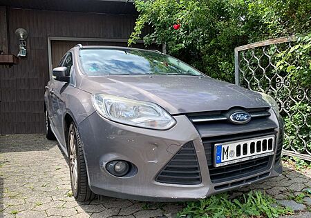 Ford Focus TREND