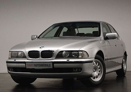 BMW 523 I Lim.|XENON|SHZ|LEDER|AHK|SCHIEBEDACH