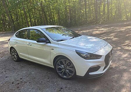 Hyundai i30 1.4 T-GDI DCT N-Line