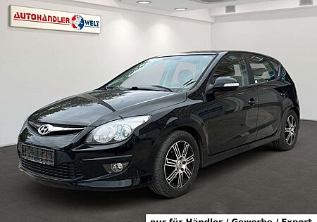 Hyundai i30 1.4i 5-trg. AAC T-Leder SHZ PDC