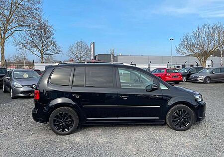 VW Touran Volkswagen Highline