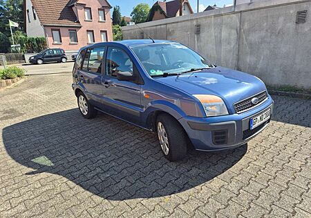 Ford Fusion 1.4 +