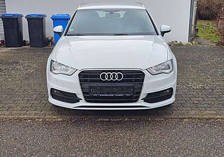 Audi A3 S-line *TÜV BIS 11/2027; SCHECKHEFT*