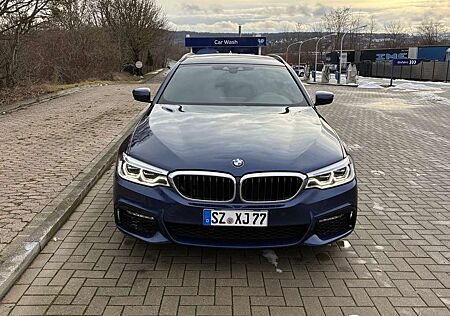 BMW 530 M Sport Paket Pano Adaptiv LED HiFi NAV Prof