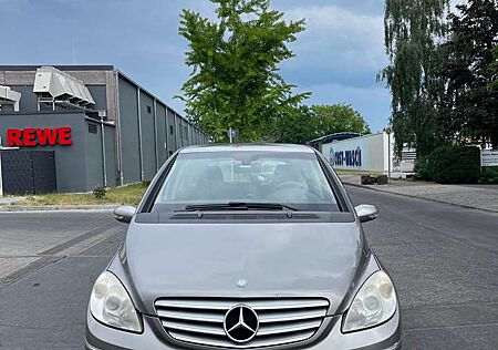 Mercedes-Benz B 200 CDI Autotronic