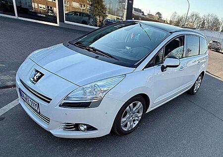 Peugeot 5008 Allure Automatik 7 Sitze