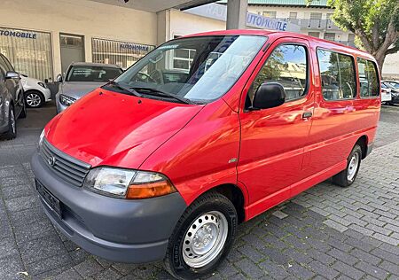 Toyota Hiace 2.5 Diesel D4D, 8-Sitzer, 1. Hand