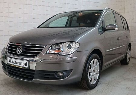 VW Touran Volkswagen Highline,Xenon,Klima,7-Sitzer