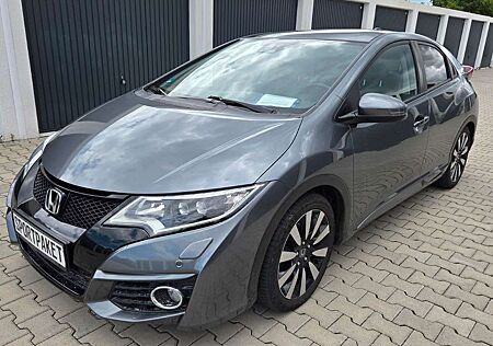Honda Civic 1.6 i-DTEC Executive 5-türer 1. Hand!
