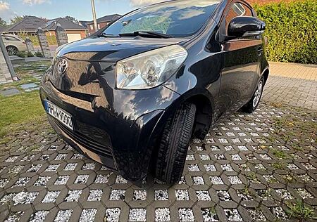 Toyota iQ 1.0 +