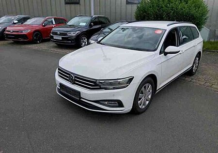 VW Passat Variant Volkswagen 2.0TDI COMFORT LED*NAVI*KAMERA