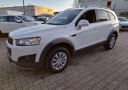 Chevrolet Captiva 2.4 LT+ 4WD+LEDER+SHZ+AHK+KLIMAAUTOMATIK