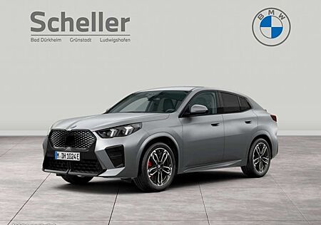 BMW iX2 eDrive20 M Sportpaket Head-Up HK HiFi DAB