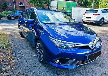 Toyota Auris 1.8 VVT-i Hybrid Automatik Touring Sports