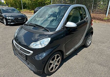 Smart ForTwo coupe passion micro hybrid drive mhd Leder Pano