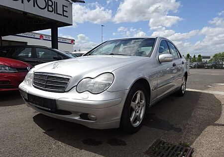 Mercedes-Benz C 220 CDI C -Klasse Lim. (BM 203)/Autom/Klima/SitzH/Temp