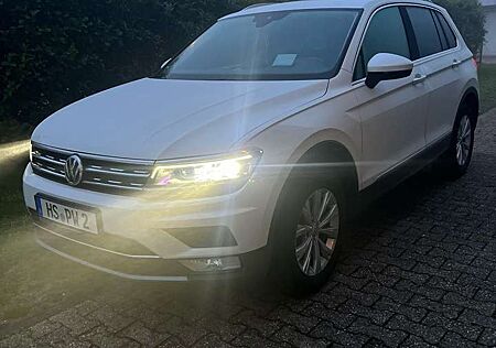 VW Tiguan Volkswagen Highline BMT/Start-Stopp 4Motion