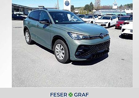 VW Tiguan Volkswagen 1.5 eTSI DSG R-LINE HD-MATRIX ACC APP KAM