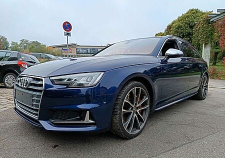 Audi S4 Avant 3.0 TFSI quattro S -line