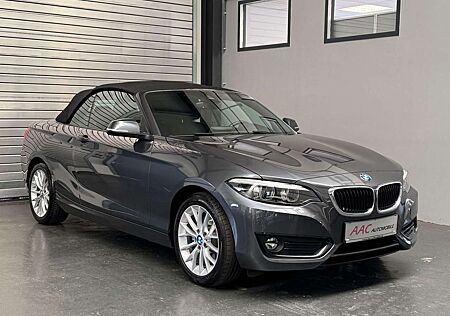 BMW 220 i Cabrio/Navigation/Tempomat/AHK/KeyLess