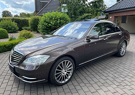 Mercedes-Benz S 350 CDI 4Matic (Nachts+Assistent+19"+Wie Neu!)