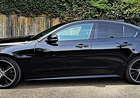 Jaguar XE 25t R-Sport