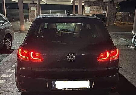 VW Golf Volkswagen 2.0 TDI DPF 4Motion Highline