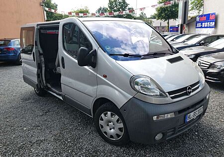 Opel Vivaro 1,9 TDI Klima Servo 9 Sitze TÜV NEU