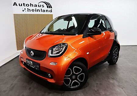 Smart ForTwo Prime*LEDER*KAMERA*APPLE-CARPLAY*PANO*