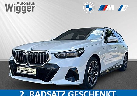 BMW 520 d M Sport touring/HUD/StandHZG/AHK/Panodach